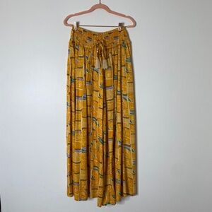TRUE DESTINATIONS Yellow Beach Shell Graphic Print Wide Leg Smocked Waist Pants
